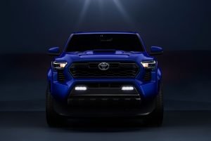 Toyota Tacoma 2024 - frente, parilla, faros LED