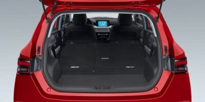 Chevrolet Aveo Hatchback 2025 en México: interior del espacio de la cajuela