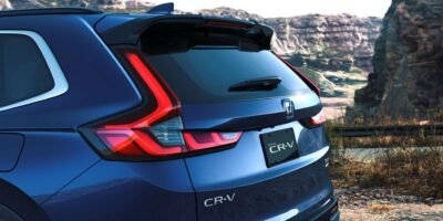 Honda CR-V 2025 en México: parte posterior, faros, aleta de tiburón, calaveras