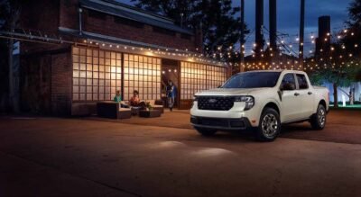 Ford Maverick 2025 en México diseño exterior, estacionada en casa