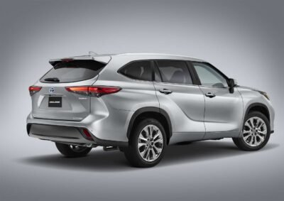 Toyota Highlander 2025 - posterior