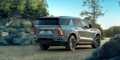 Cadillac ESCALADE IQL 2026 totalmente eléctrica, parte posterior